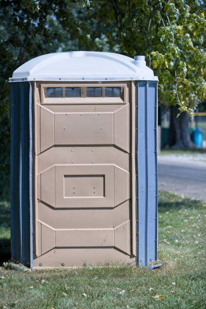 Best Luxury portable toilet rental  in Country Homes, WA